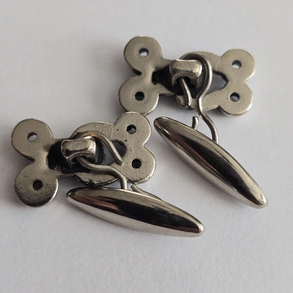 Vintage cufflinks hook and eye knot design Silver tone cable cuff links
